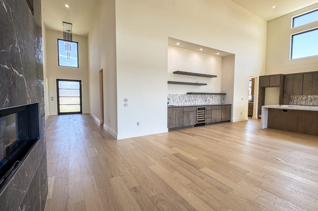 04_Living and Kitchen